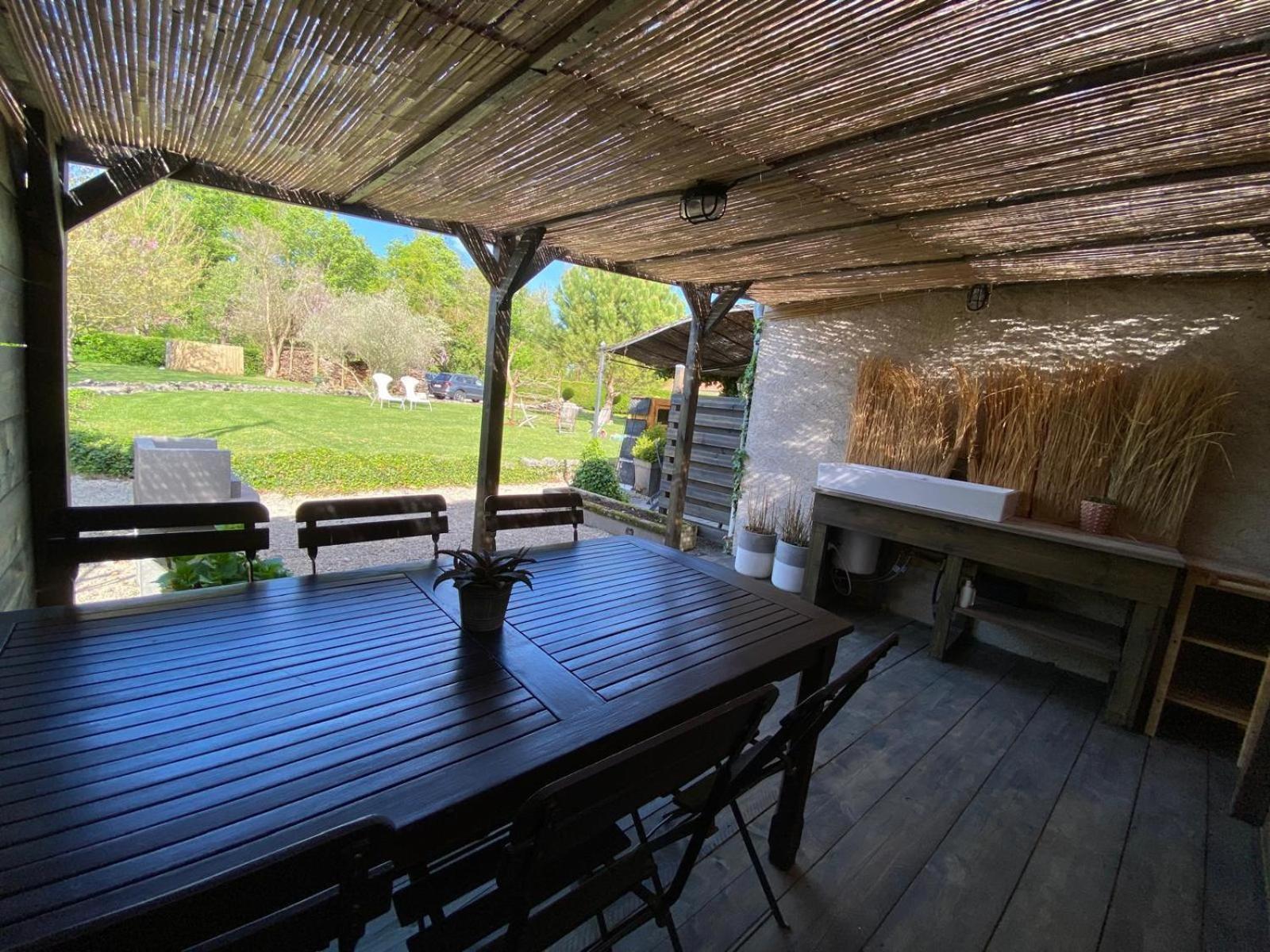 Gite Et Studios Les Barongeres Farges-les-Chalon Exterior photo